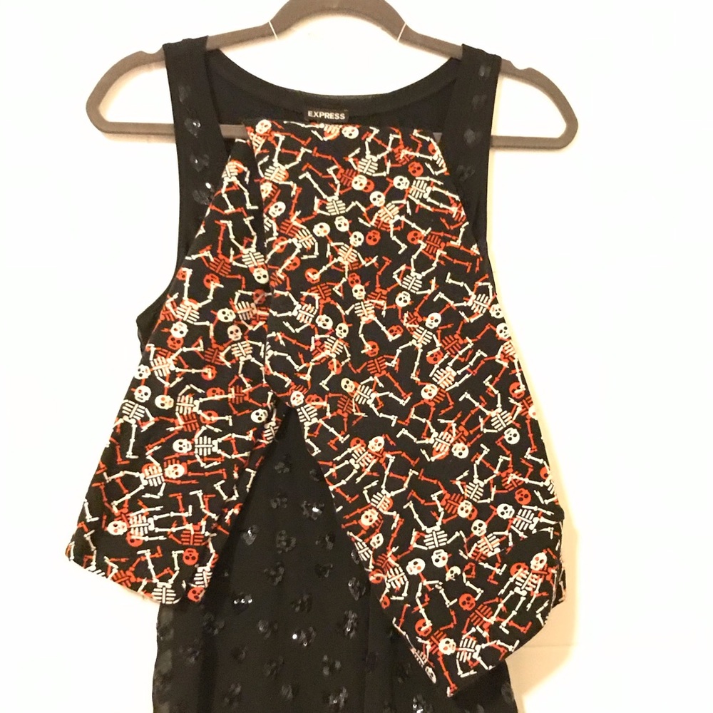 Like new Lularoe skeleton one size leggings